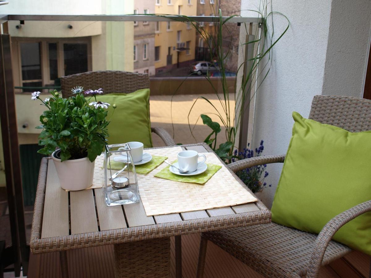 Apartament Metro Kowienska Warszawa Eksteriør billede